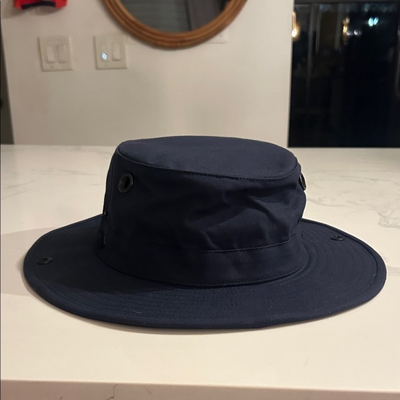 Tilley Navy Blue T3 - Picture 2 of 6